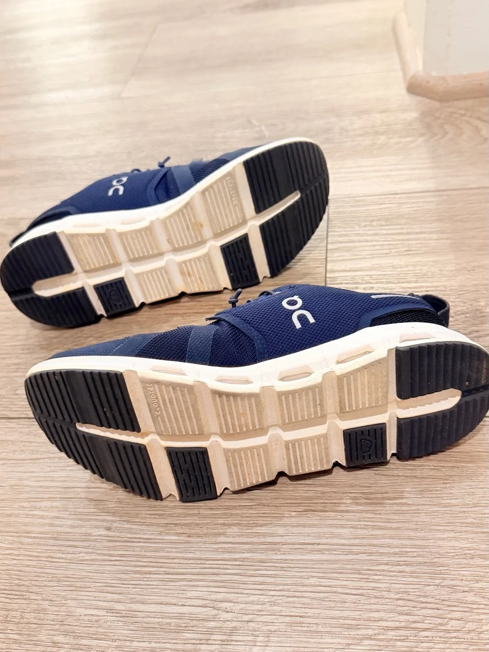 On Running Men's Sneakers in Navy and Black